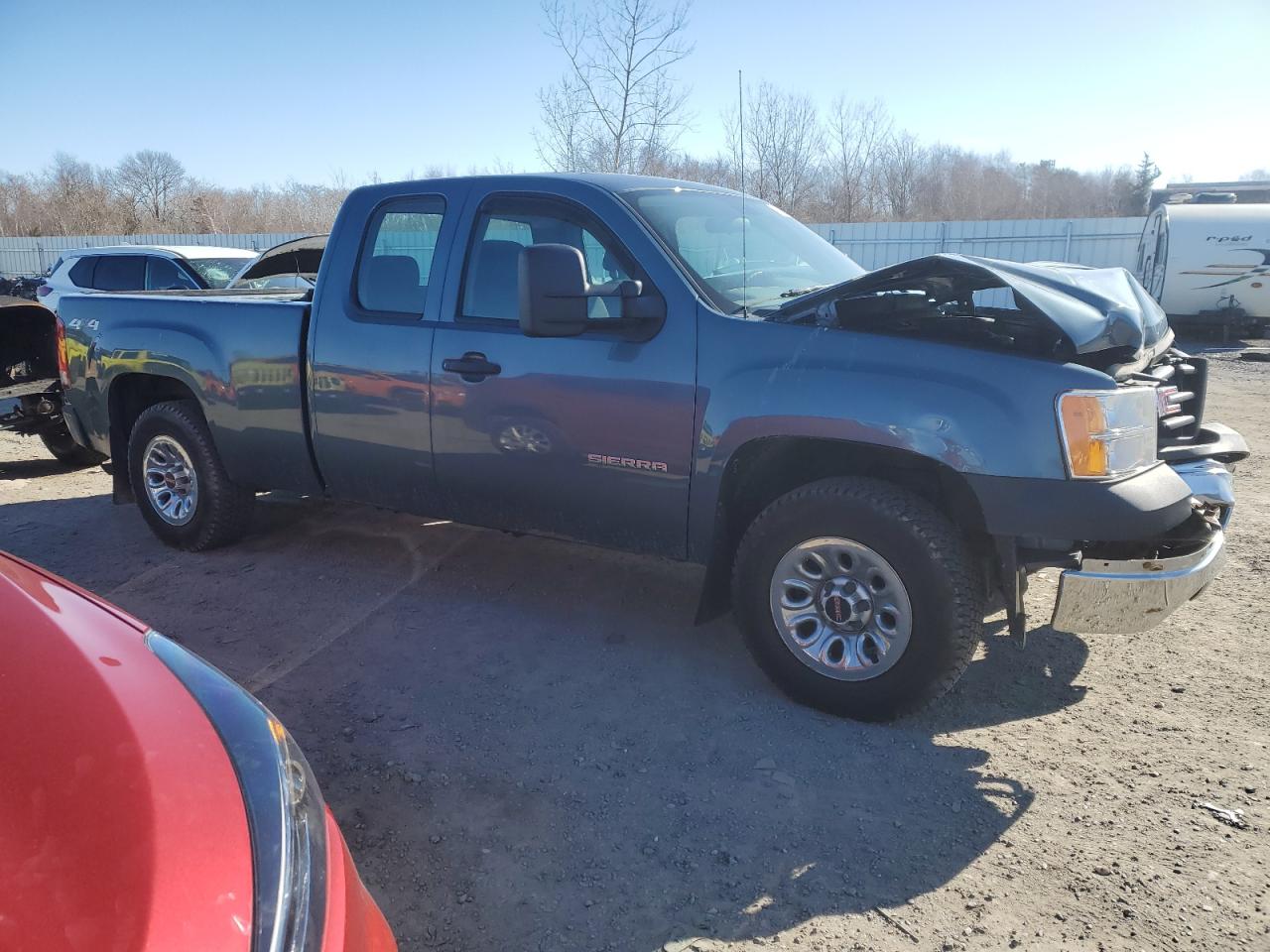 2011 GMC Sierra - Image 4