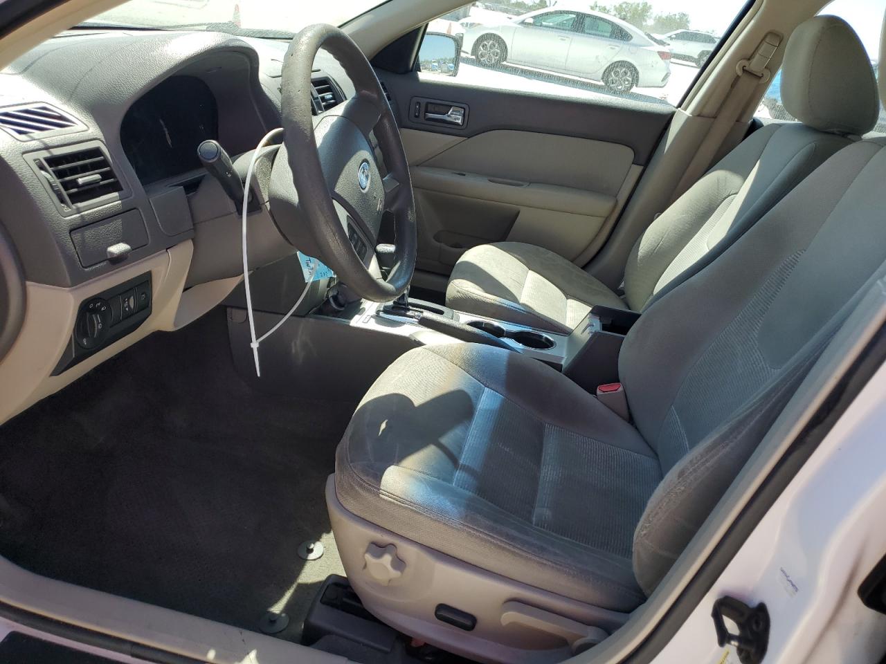 2010 Ford Fusion - Image 7