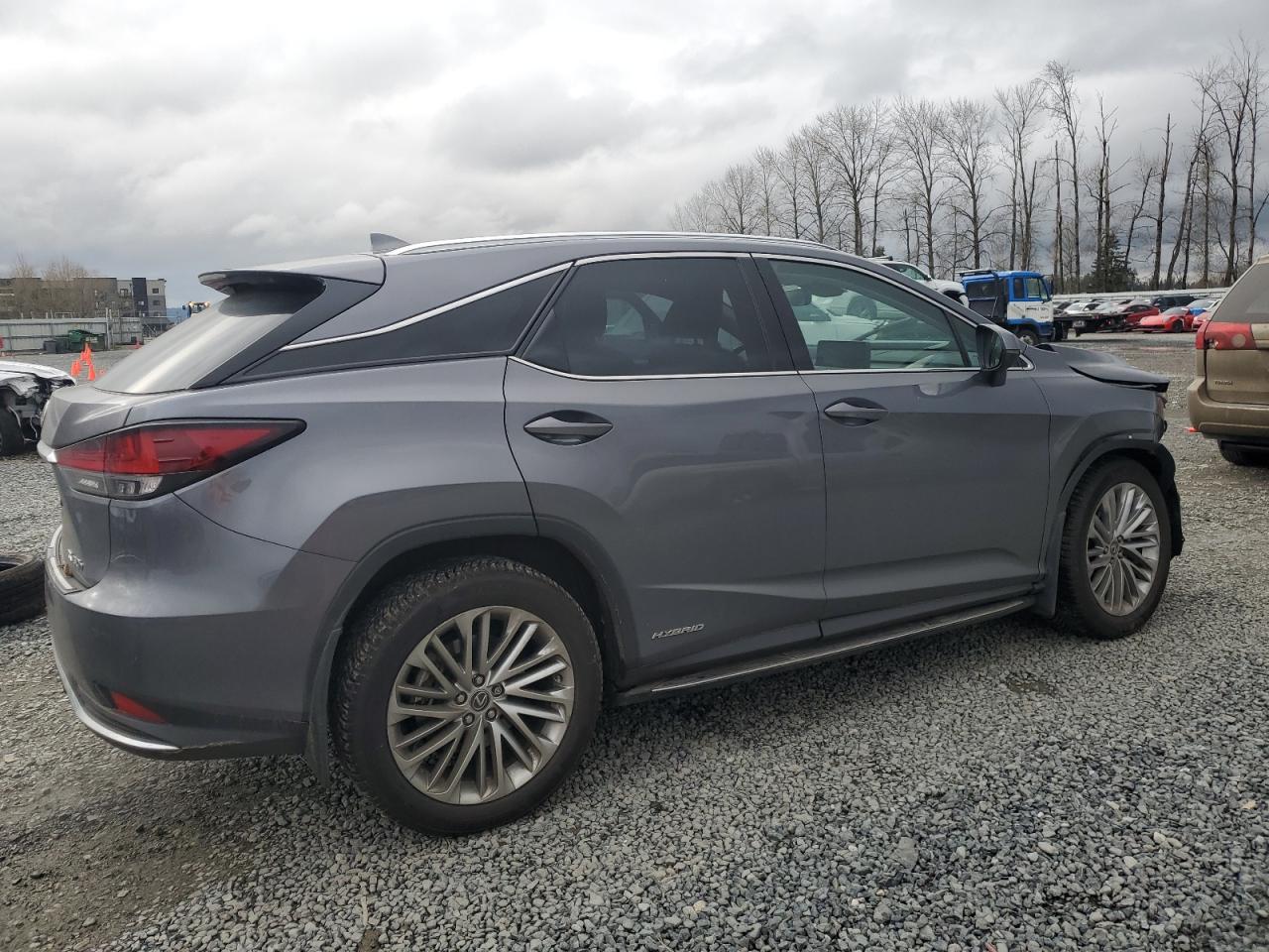 2020 Lexus RX - Image 3