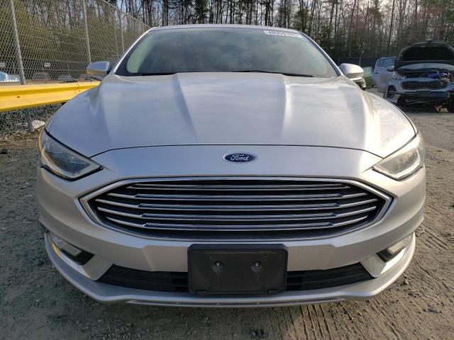 FORD FUSION 2017 Srebrny