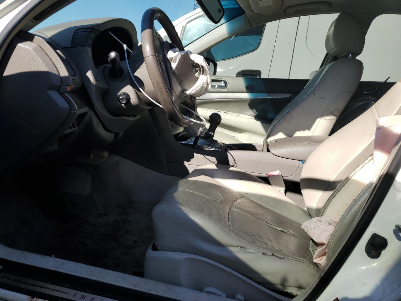 2011 Infiniti G - Image 7