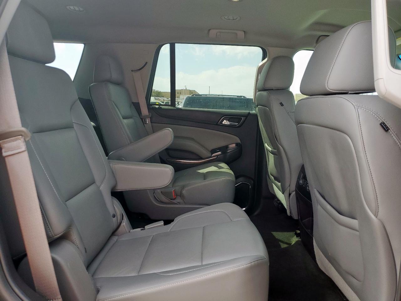 2015 Chevrolet Tahoe - Image 11