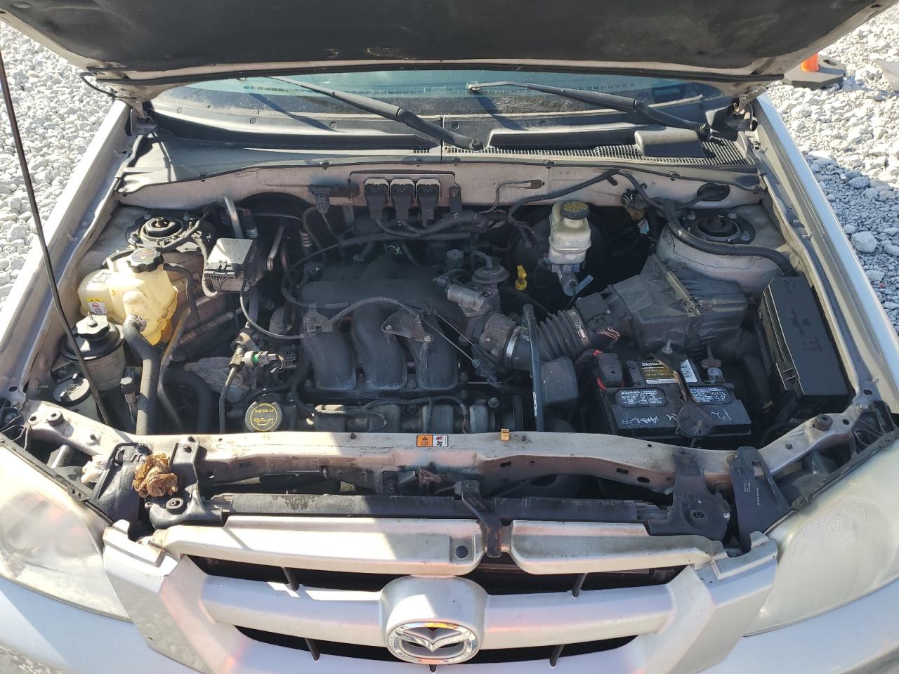 2005 Mazda Tribute - Image 12