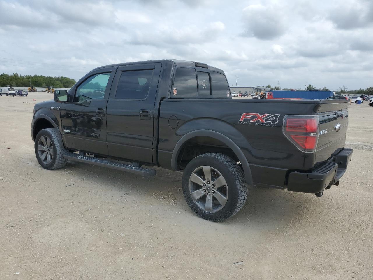 2013 Ford F-150 - Image 2