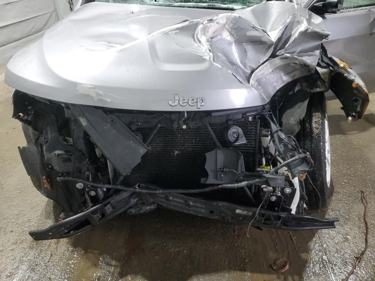 2019 Jeep Grand Cherokee Laredo VIN: 1C4RJFAG9KC727240 Lot: 50121445