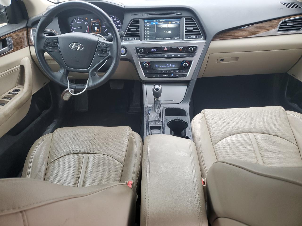 2017 Hyundai Sonata - Image 8