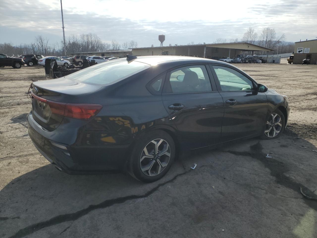2020 Kia Forte - Image 3