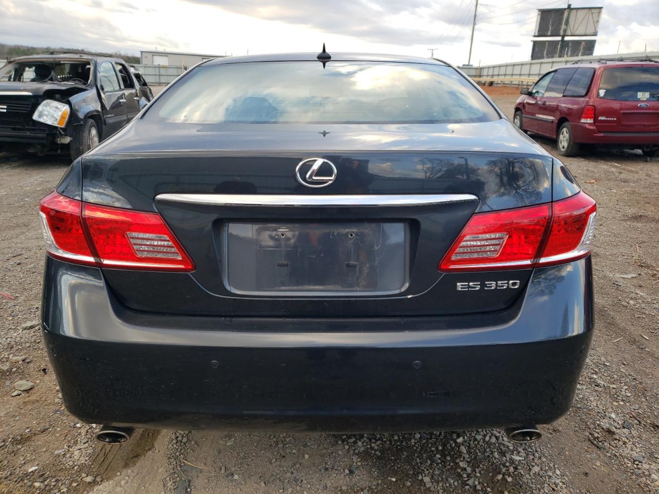 2011 Lexus ES - Image 6