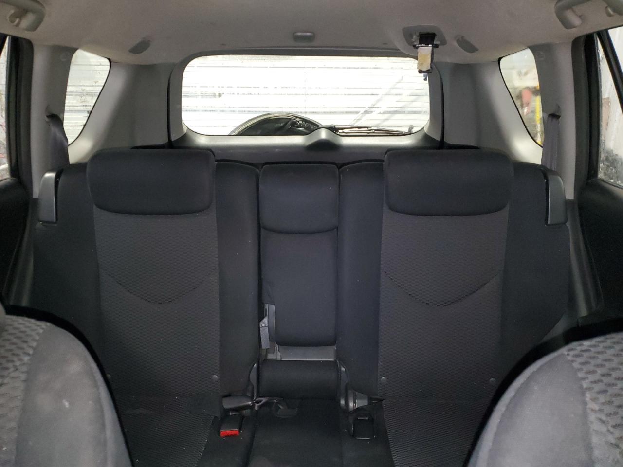 2010 Toyota RAV 4 - Image 10