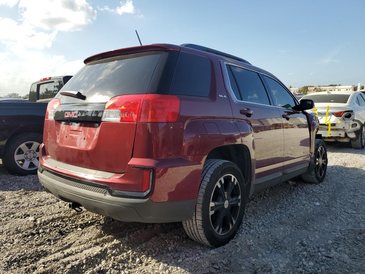 2017 GMC Terrain - Image 3