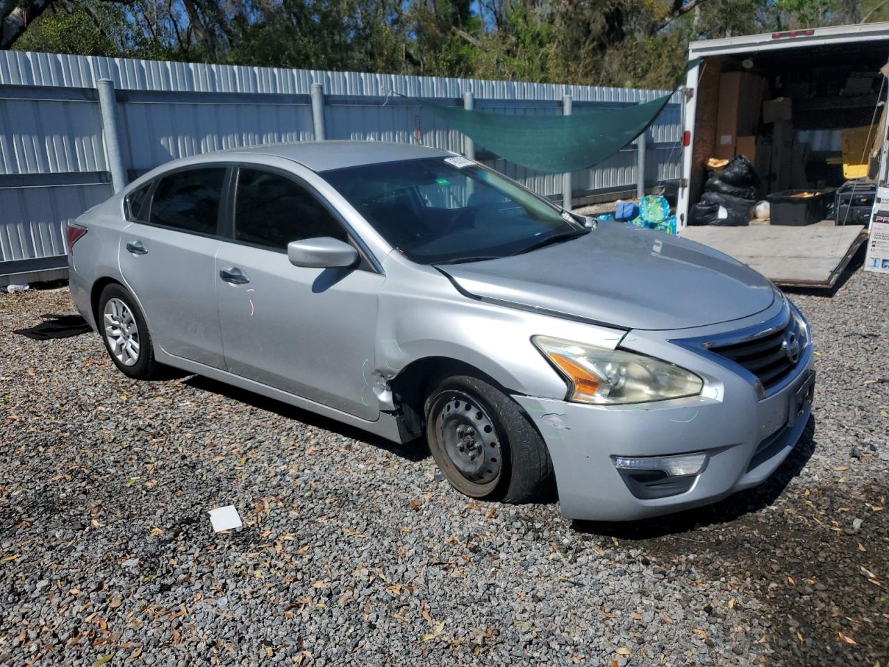 2015 Nissan Altima - Image 4