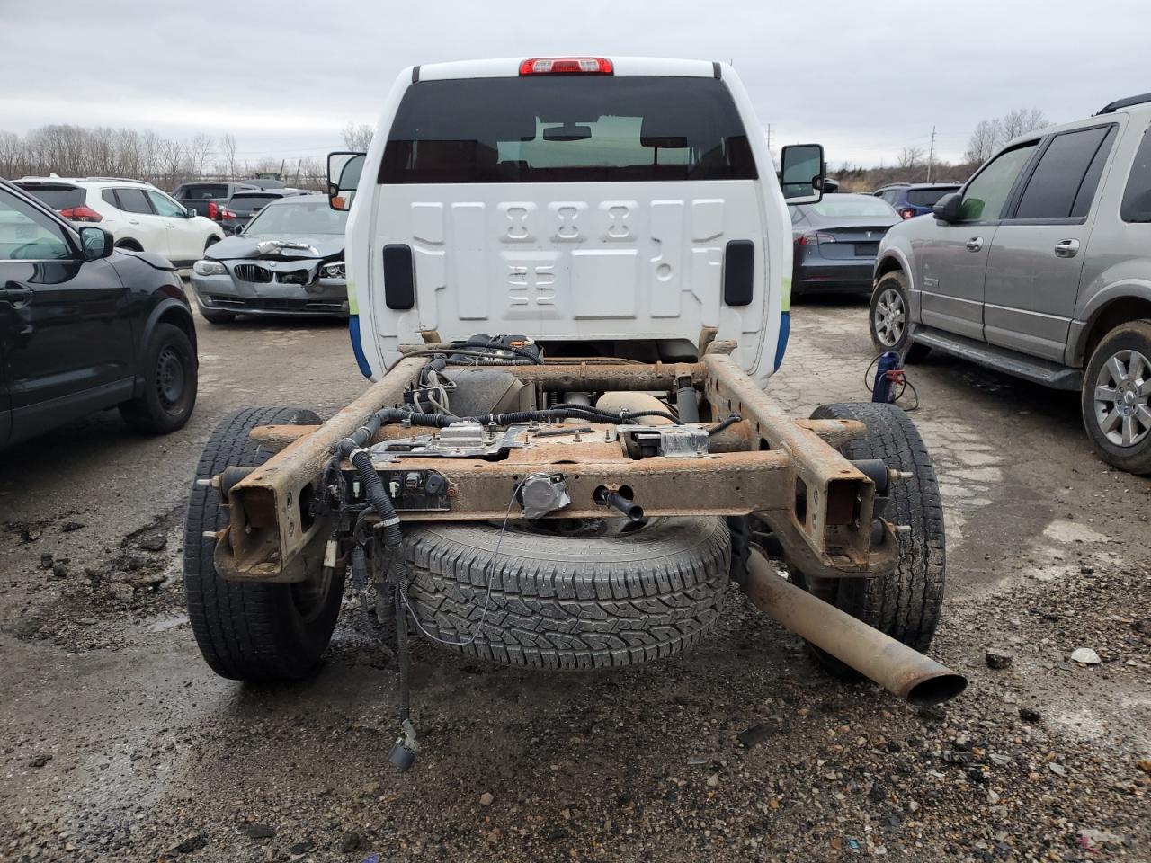 2017 Chevrolet Silverado - Image 6