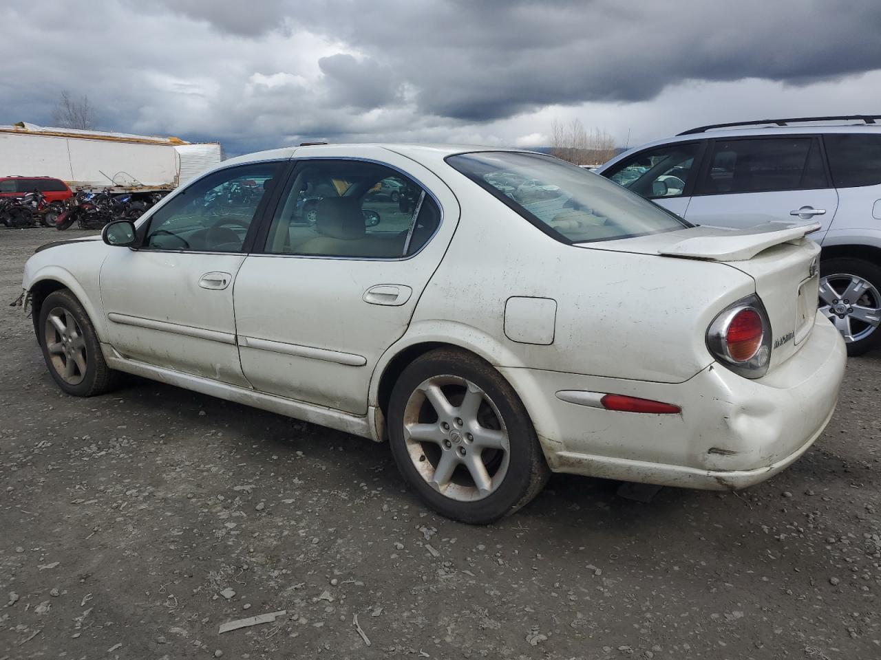 2003 Nissan Maxima - Image 2