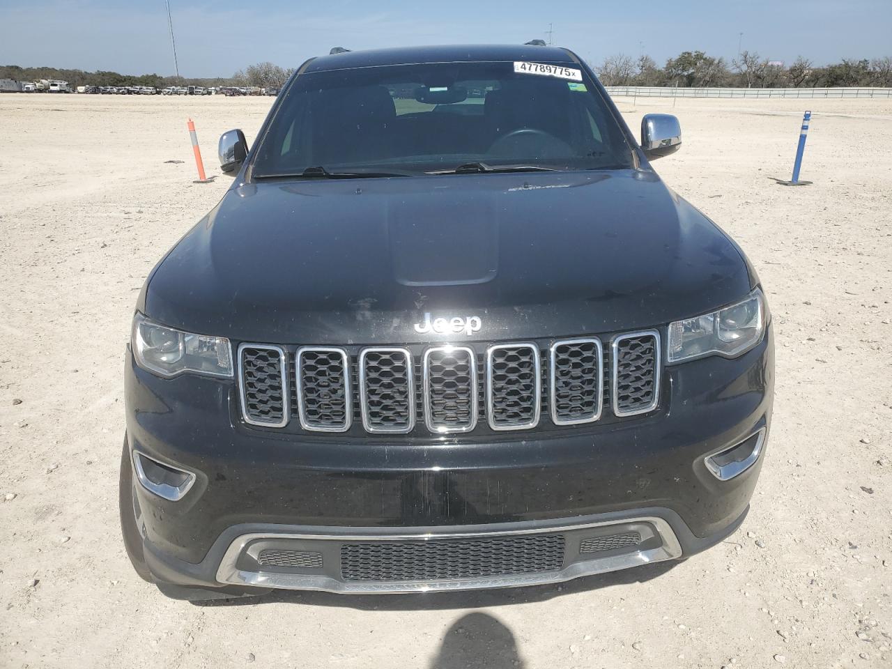 2018 Jeep Grand Cherokee - Image 5