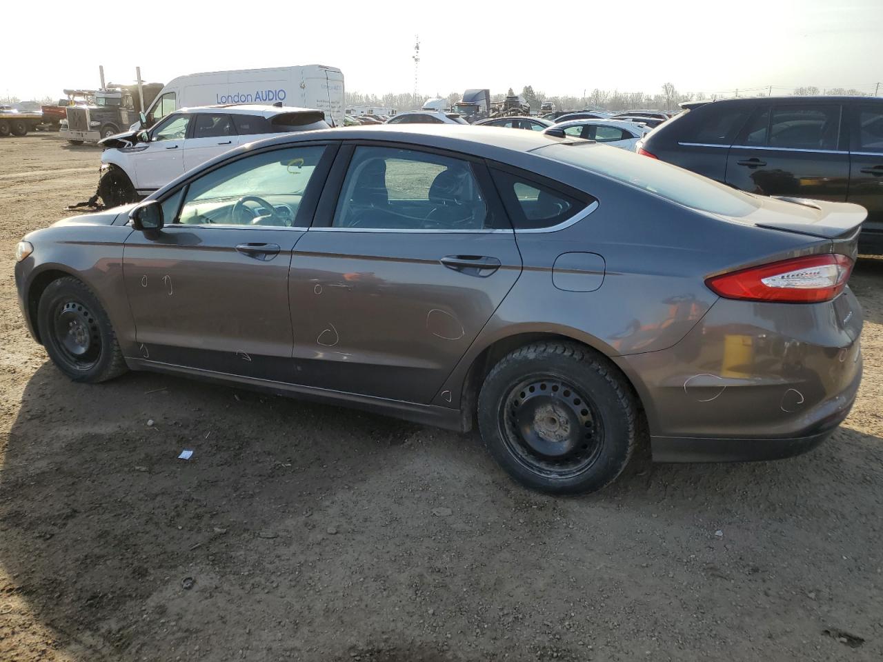 2013 Ford Fusion - Image 2