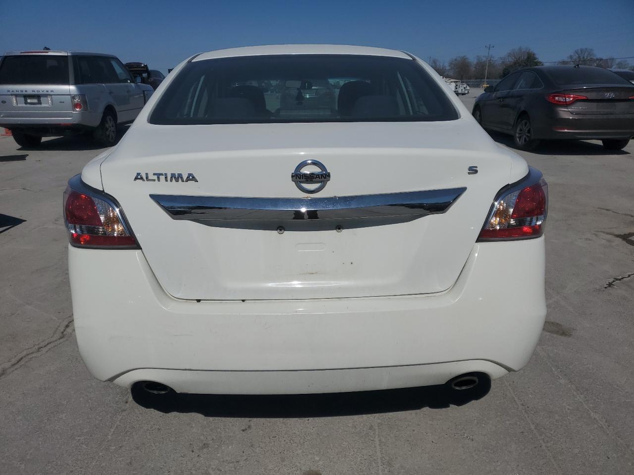2015 Nissan Altima - Image 6