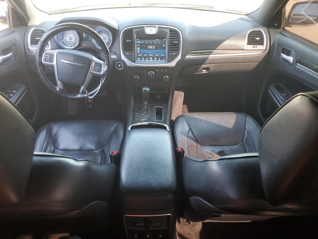 2013 Chrysler 300 - Image 8
