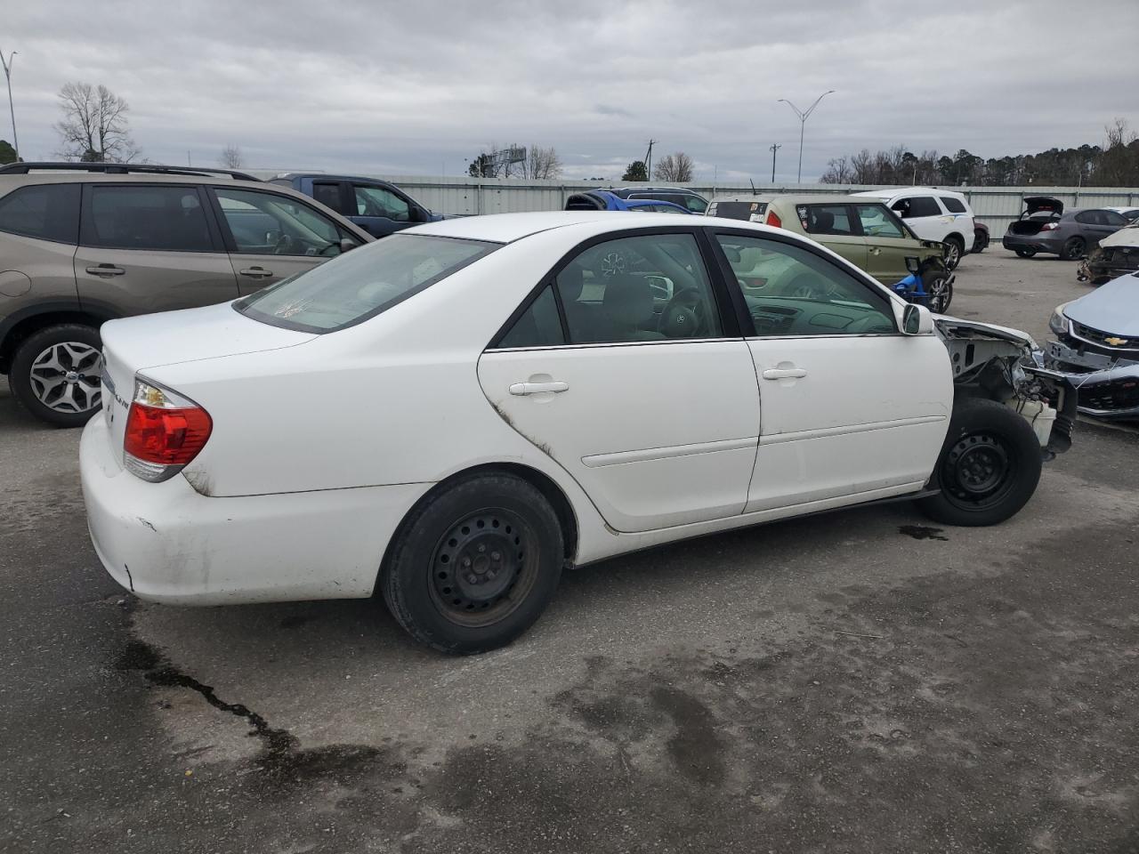 2005 Toyota Camry - Image 3