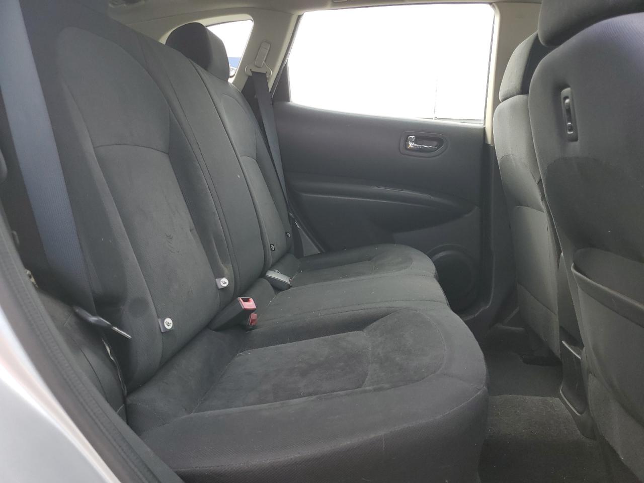 2009 Nissan Rogue - Image 11