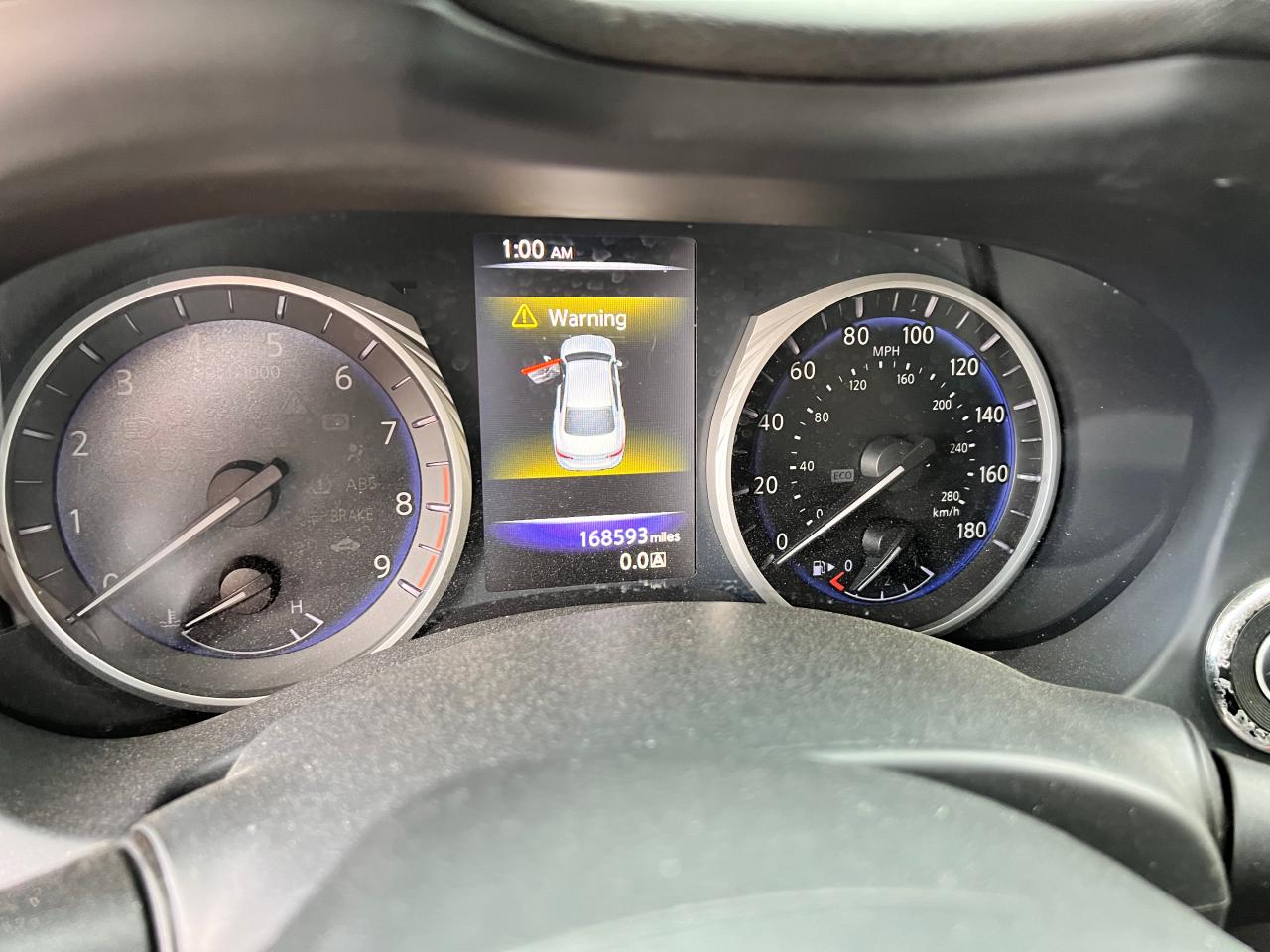 2015 Infiniti Q50 - Image 9