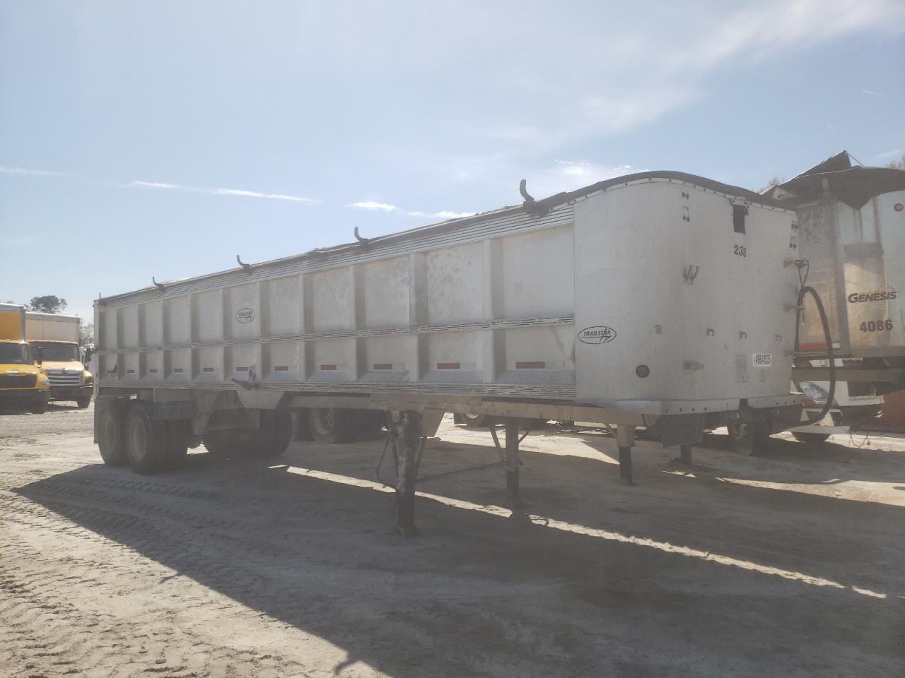 2005 Trailstar End Dump Trailer for Sale in Savannah, GA - Front End