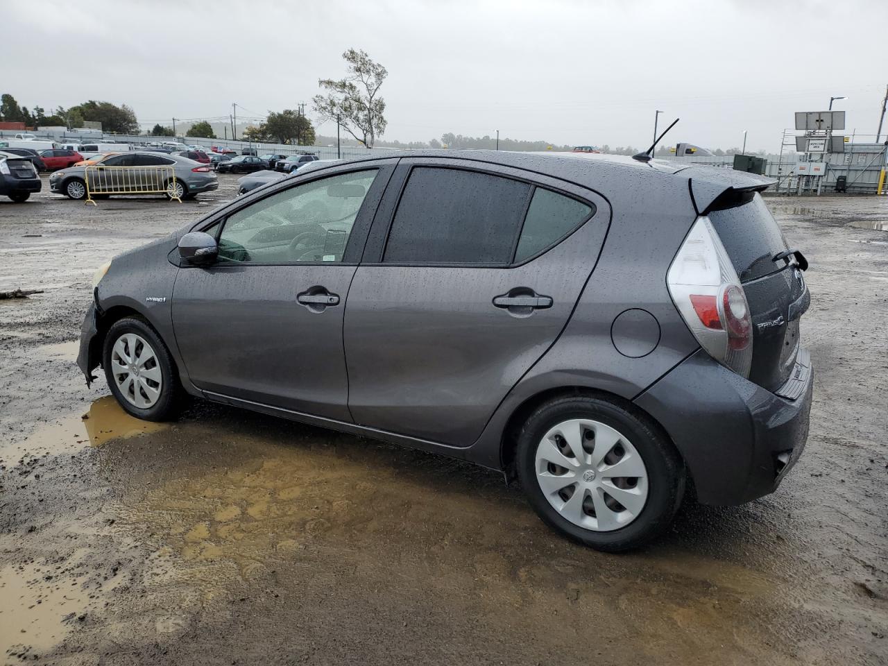 2013 Toyota Prius - Image 2