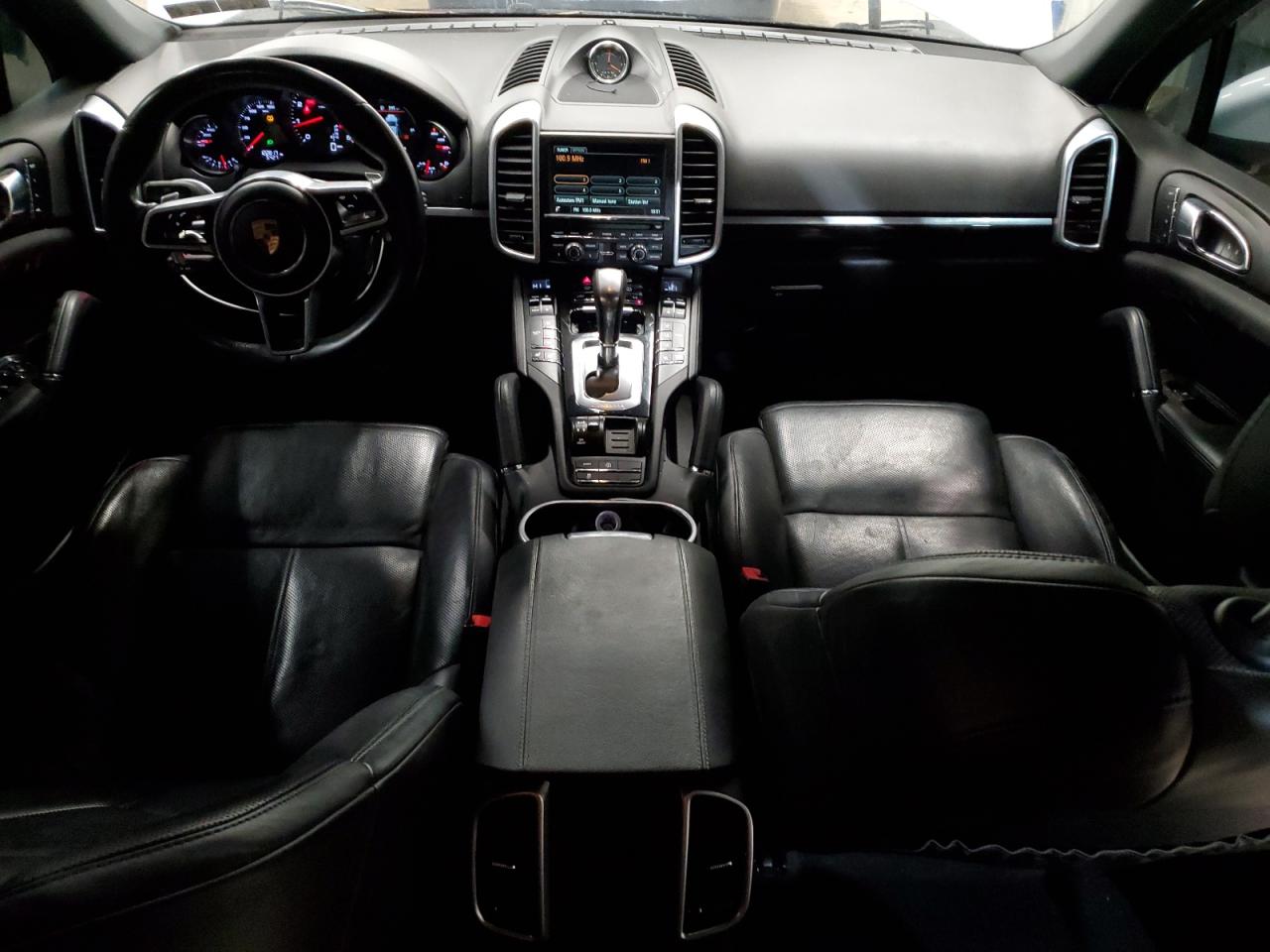2016 Porsche Cayenne - Image 8