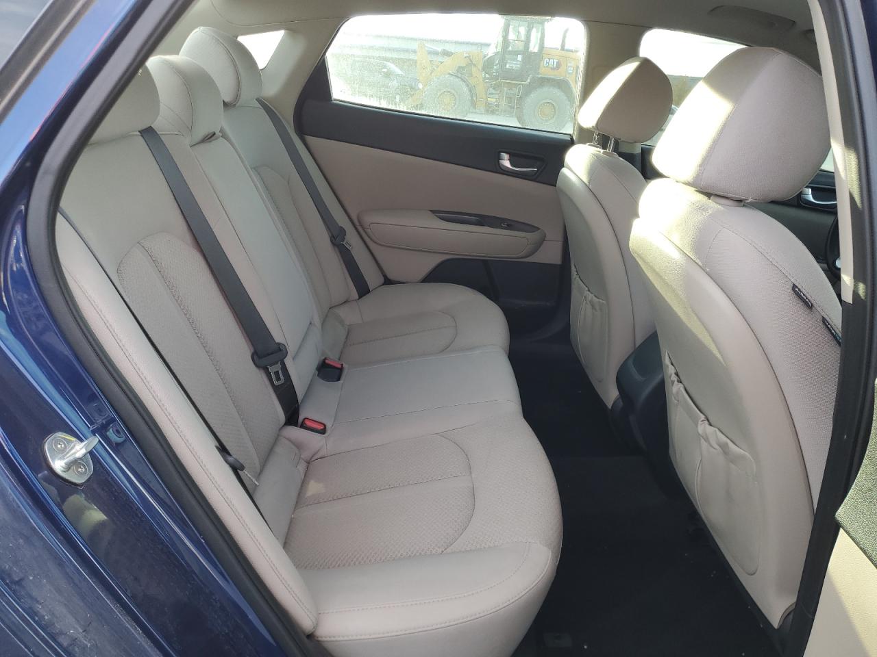 2016 Kia Optima - Image 10