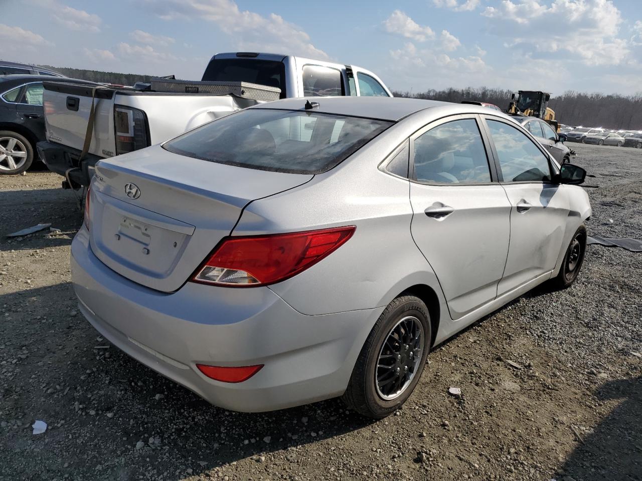 2015 Hyundai Accent - Image 3