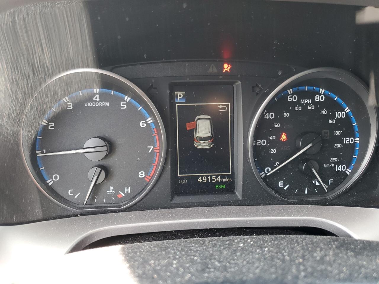 JTMRFREV8JD257660 TOYOTA RAV4 2018