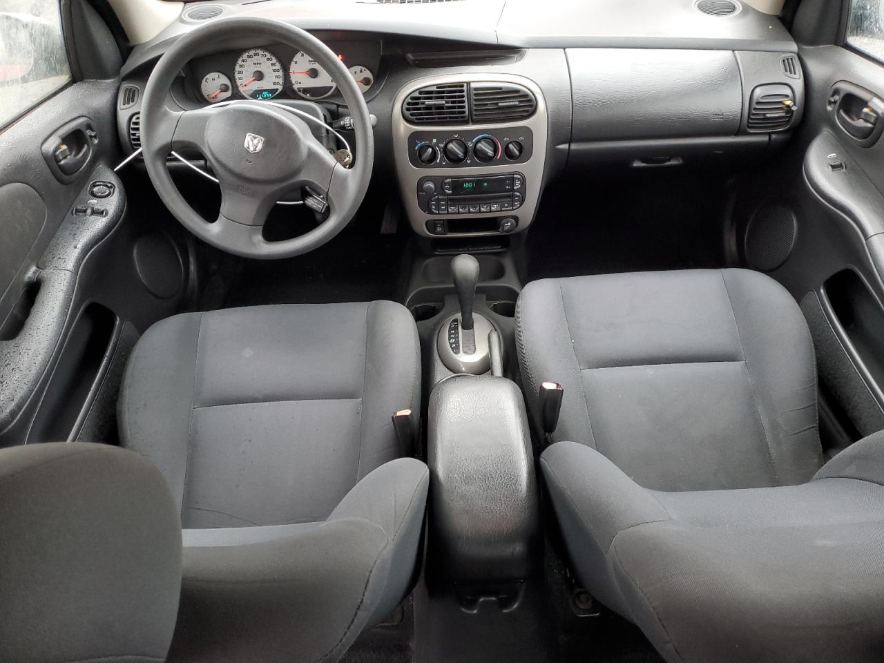 2005 Dodge Neon - Image 8