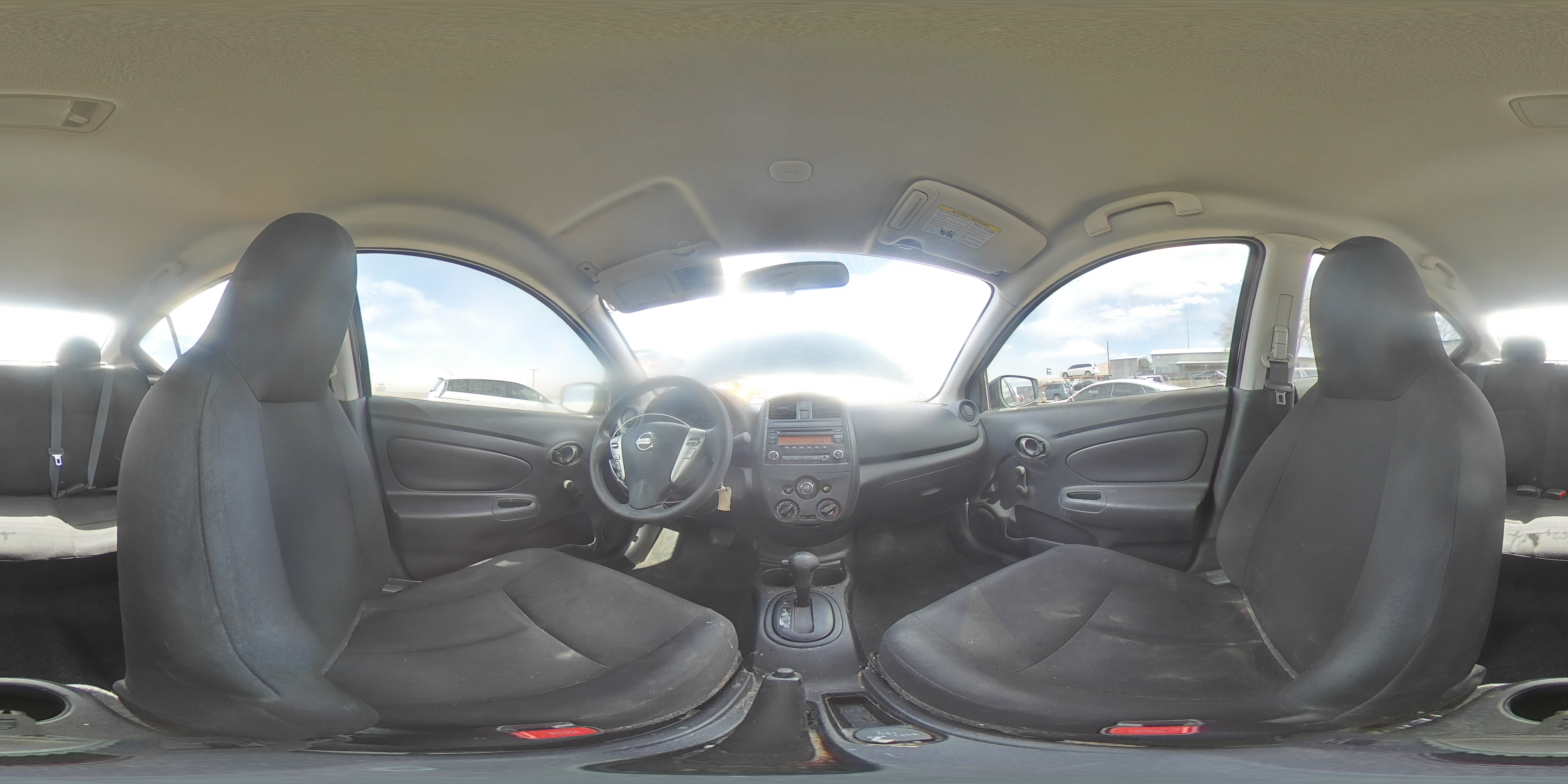 2016 Nissan Versa - Image 15