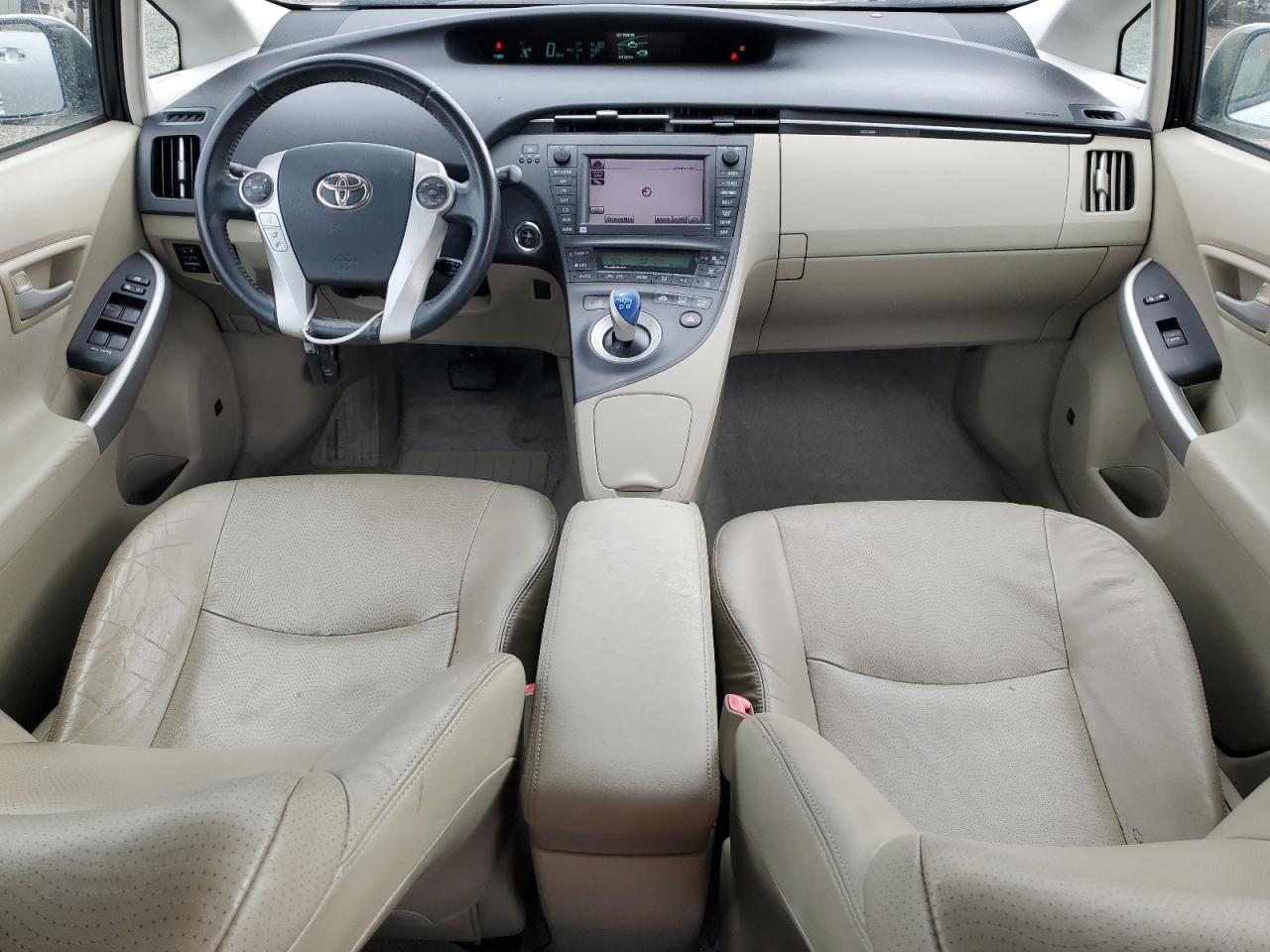 2010 Toyota Prius - Image 8