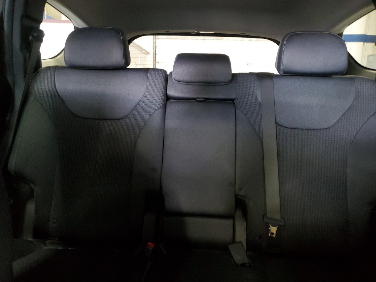 2019 Hyundai Santa Fe - Image 10