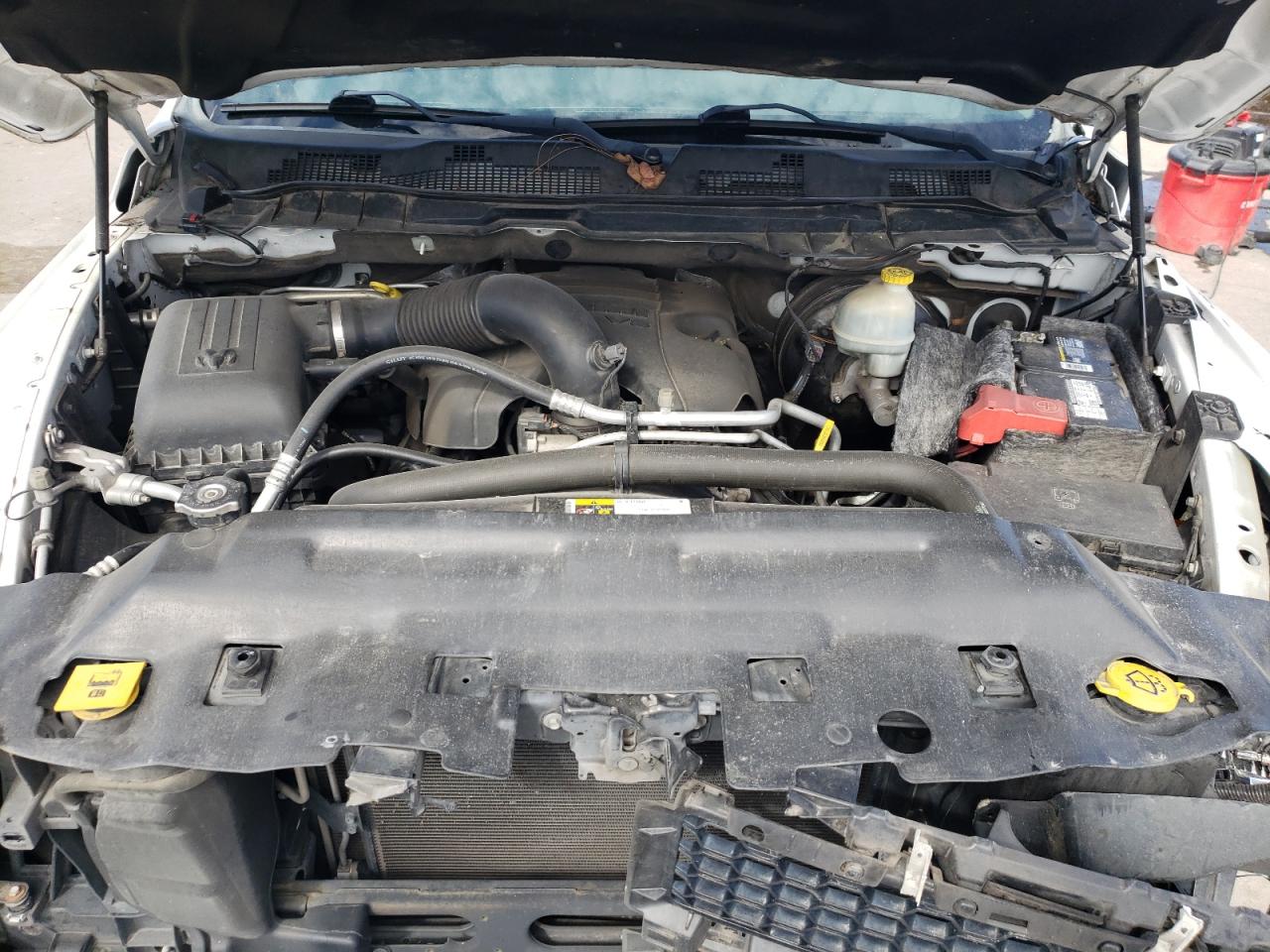 2015 RAM 1500 - Image 11