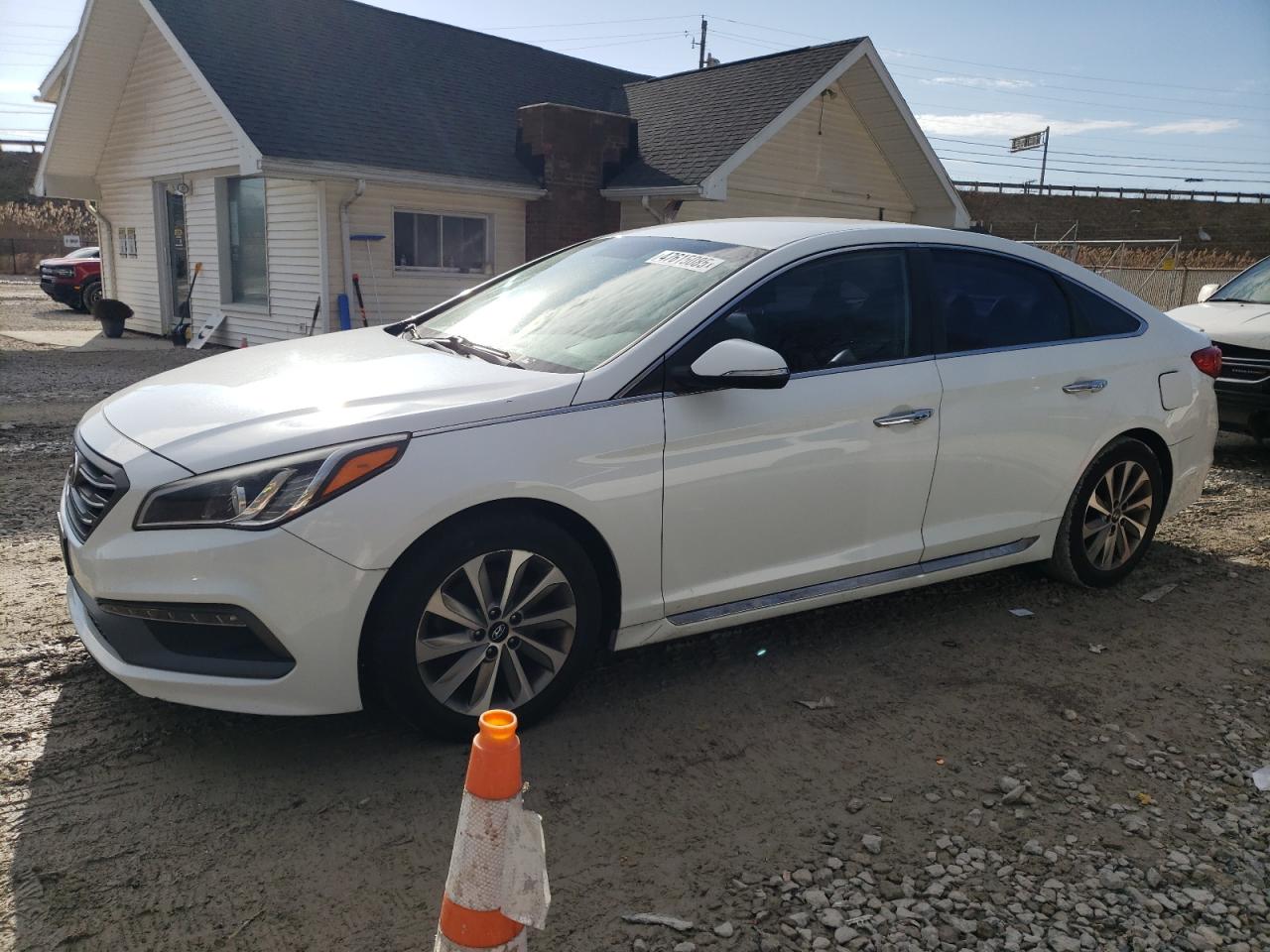 2015 Hyundai Sonata - Image 1