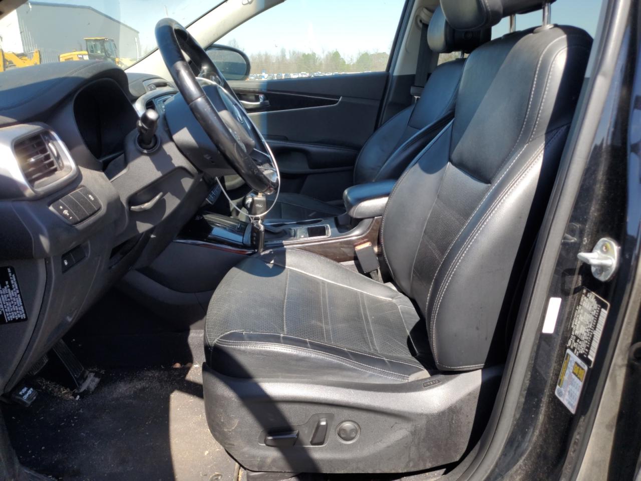 2016 Kia Sorento - Image 7