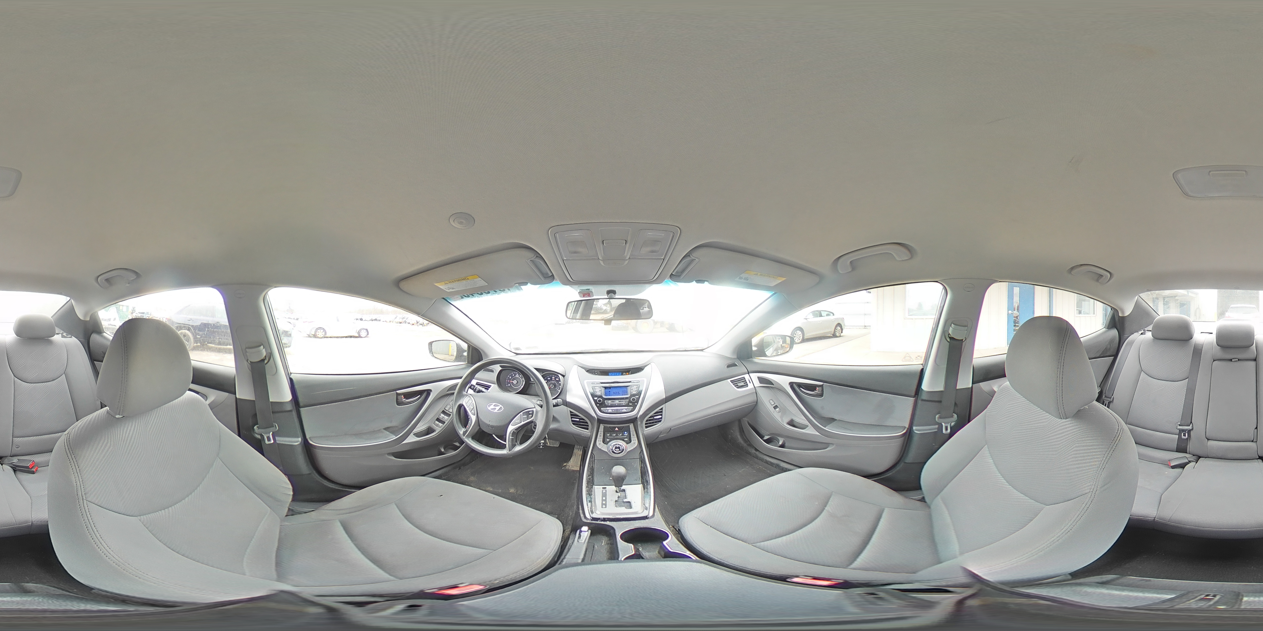 2013 Hyundai Elantra - Image 14