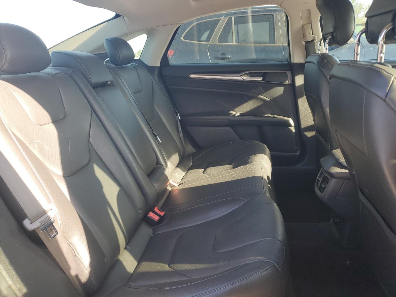 2015 Ford Fusion - Image 10