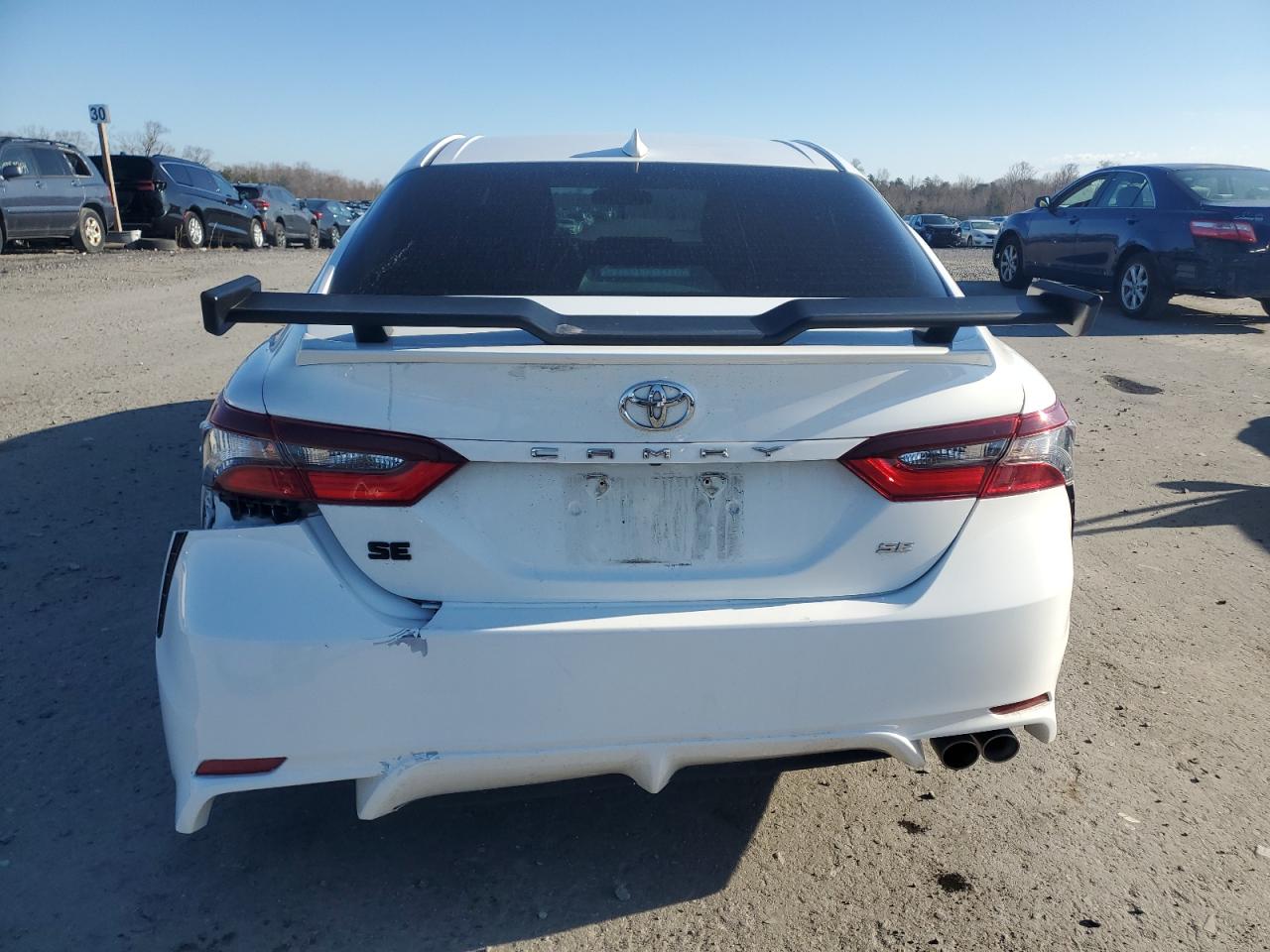 4T1G11AKXNU688683 TOYOTA CAMRY 2022