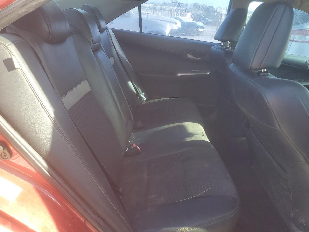 2012 Toyota Camry - Image 10