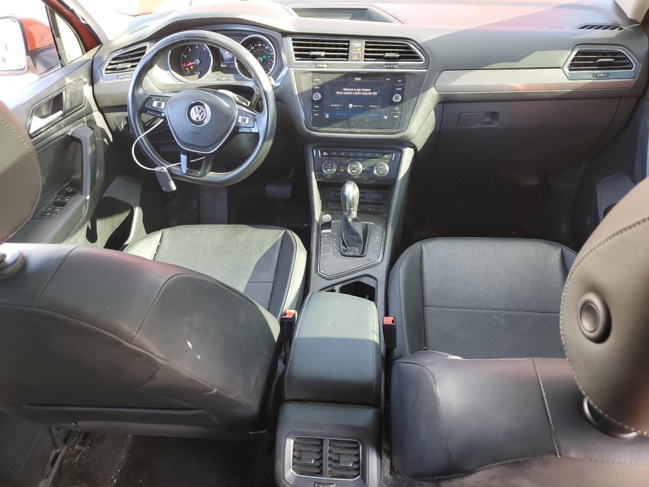 2018 Volkswagen Tiguan - Image 8