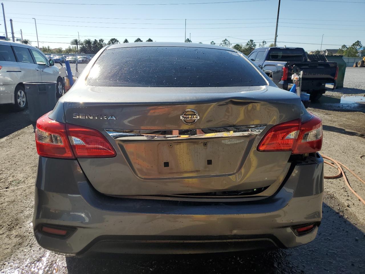 3N1AB7AP9HY233981 NISSAN SENTRA 2017