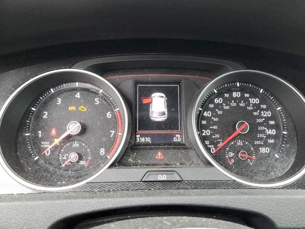 2017 Volkswagen GTI - Image 9