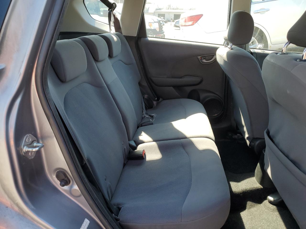 2010 Honda Fit - Image 10