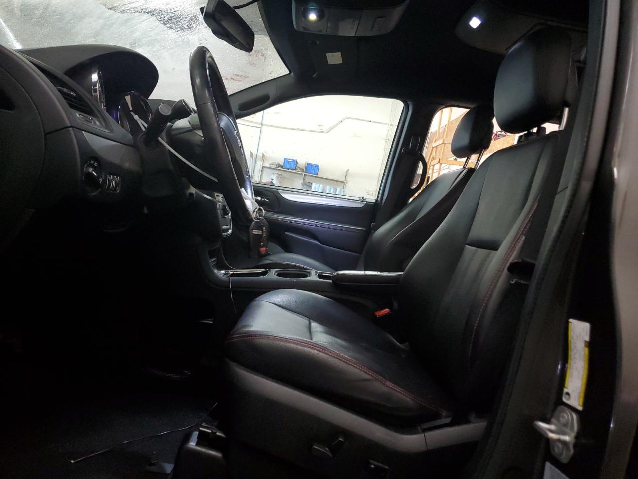 2016 Dodge Caravan - Image 7