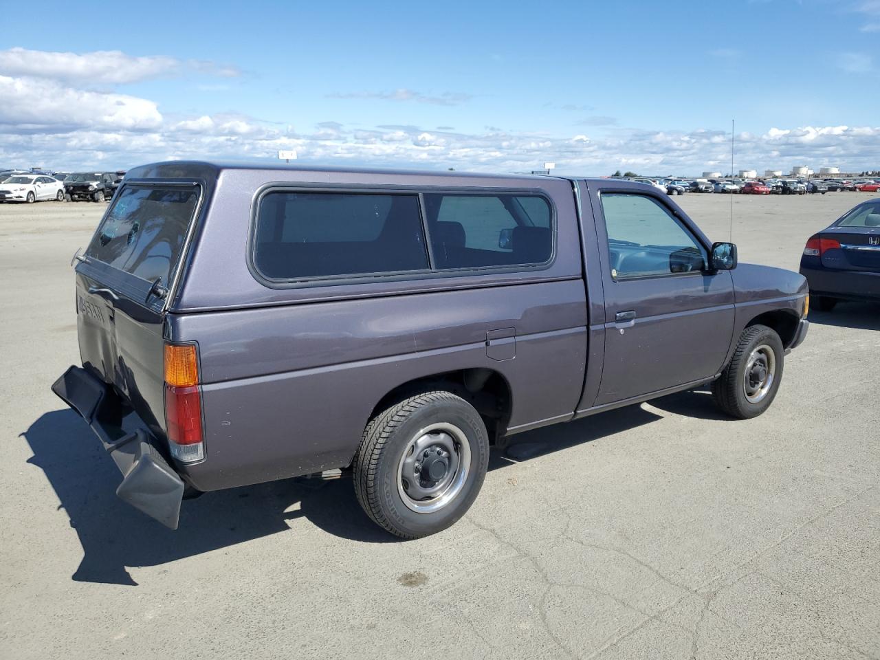 1995 Nissan Navara (Frontier) - Image 3