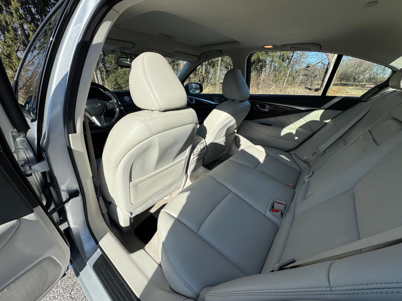 2018 Infiniti Q50 Luxe VIN: JN1EV7AR8JM44265 Lot: 49291325