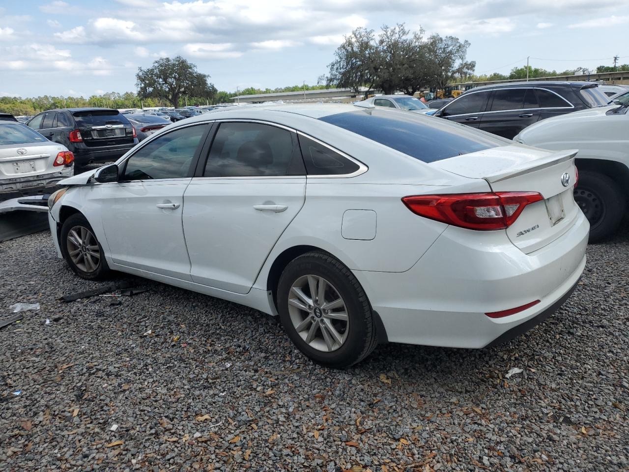 2017 Hyundai Sonata - Image 2