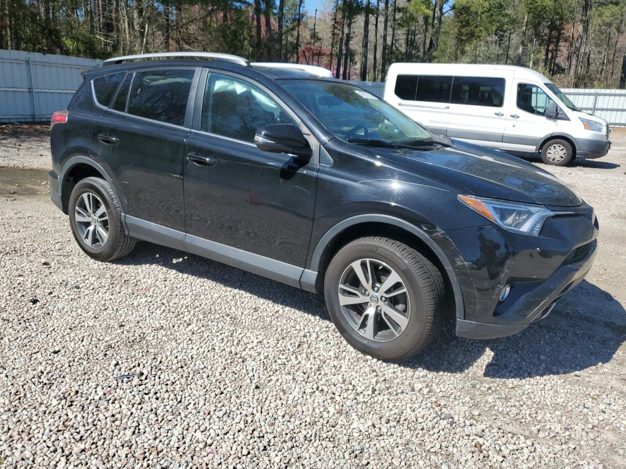 2T3WFREV7JW412348 TOYOTA RAV4 2018